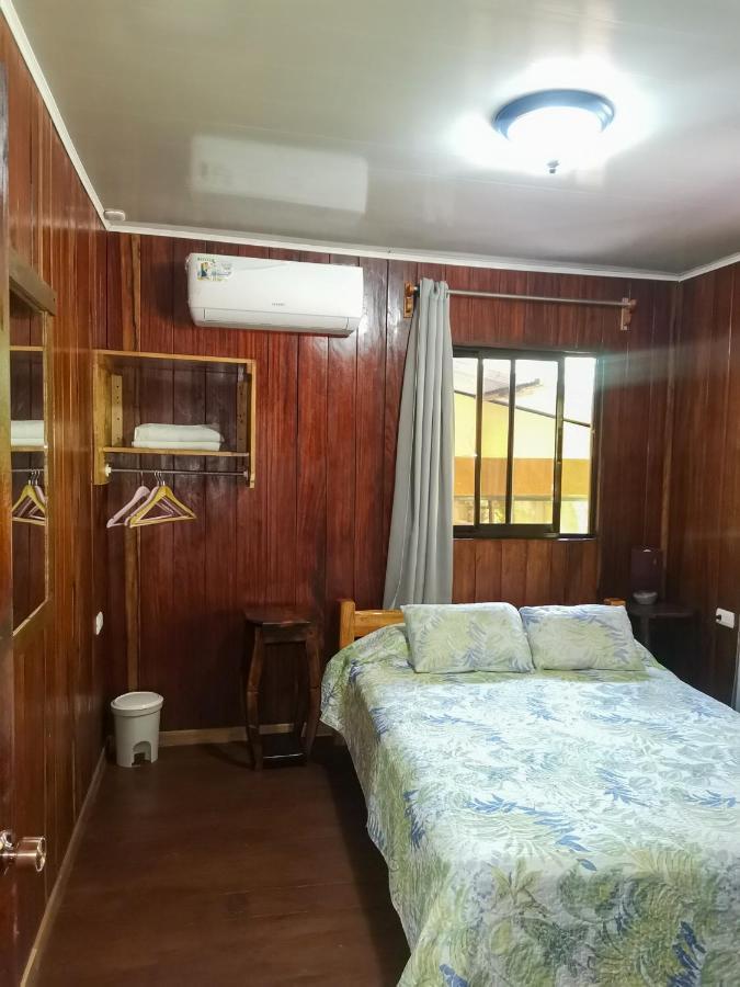 Casita Happy Feet And Tours Corcovado Hotel Drake Bay Exterior photo