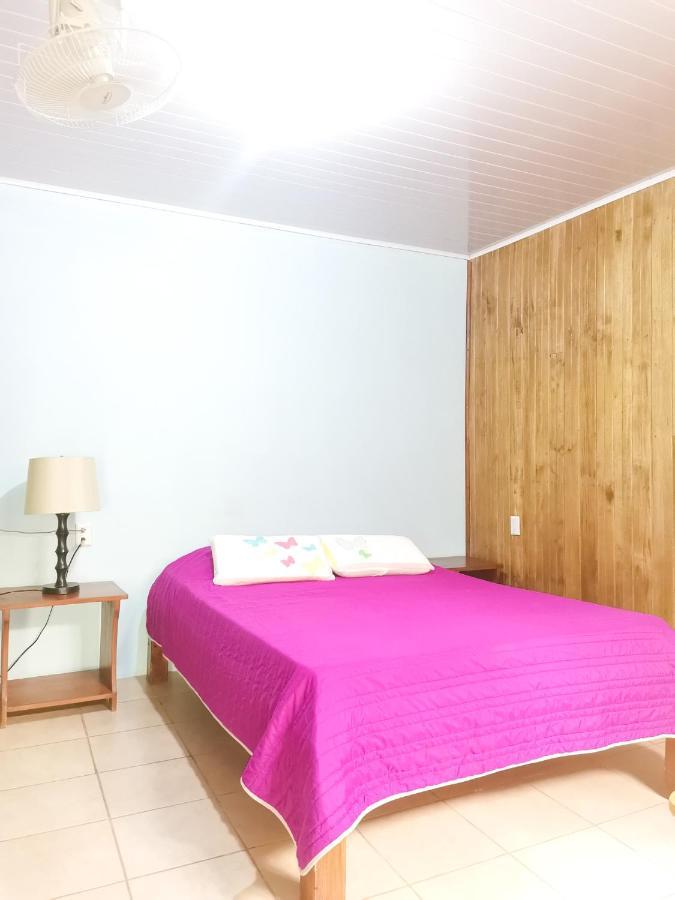 Casita Happy Feet And Tours Corcovado Hotel Drake Bay Exterior photo