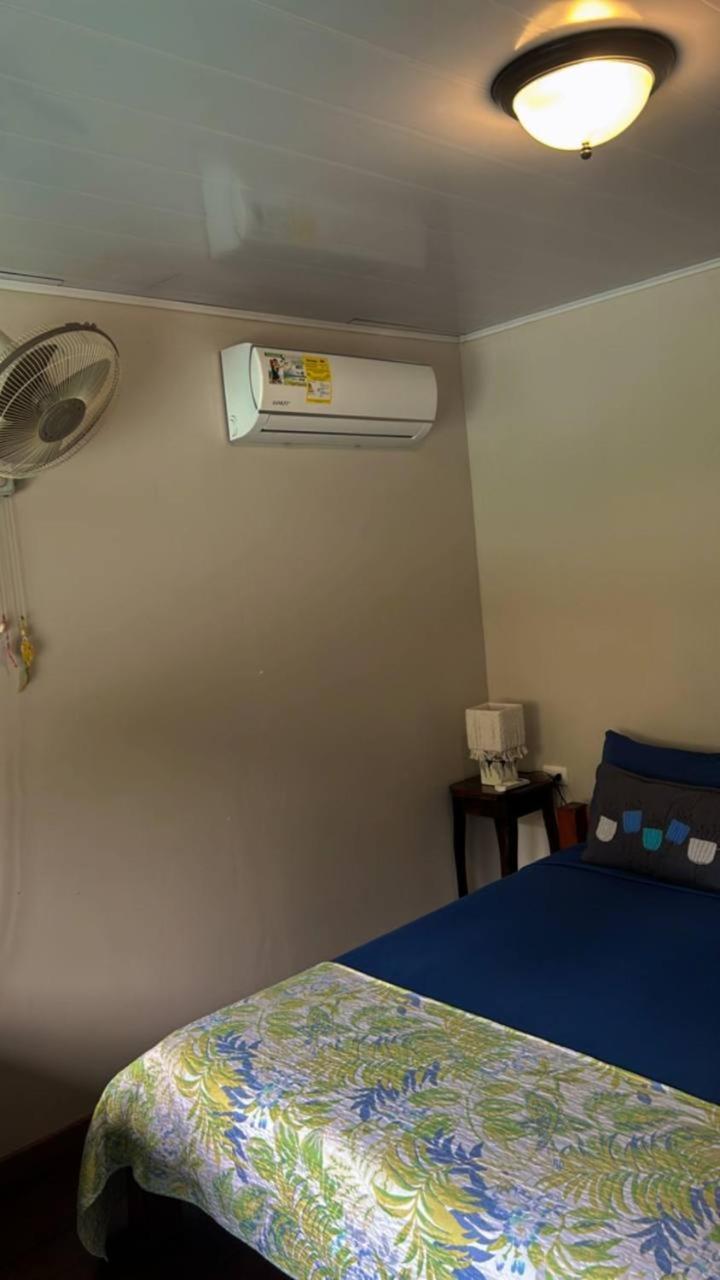 Casita Happy Feet And Tours Corcovado Hotel Drake Bay Exterior photo