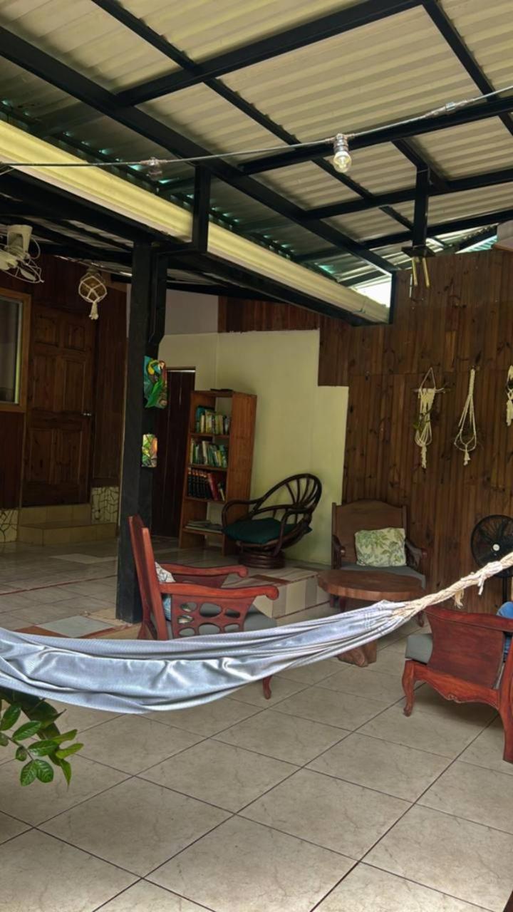Casita Happy Feet And Tours Corcovado Hotel Drake Bay Exterior photo